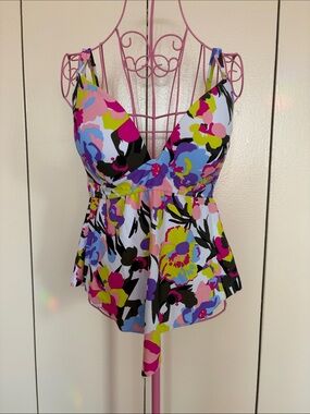 Floral Peplum Swim Top in Multicolor - Women